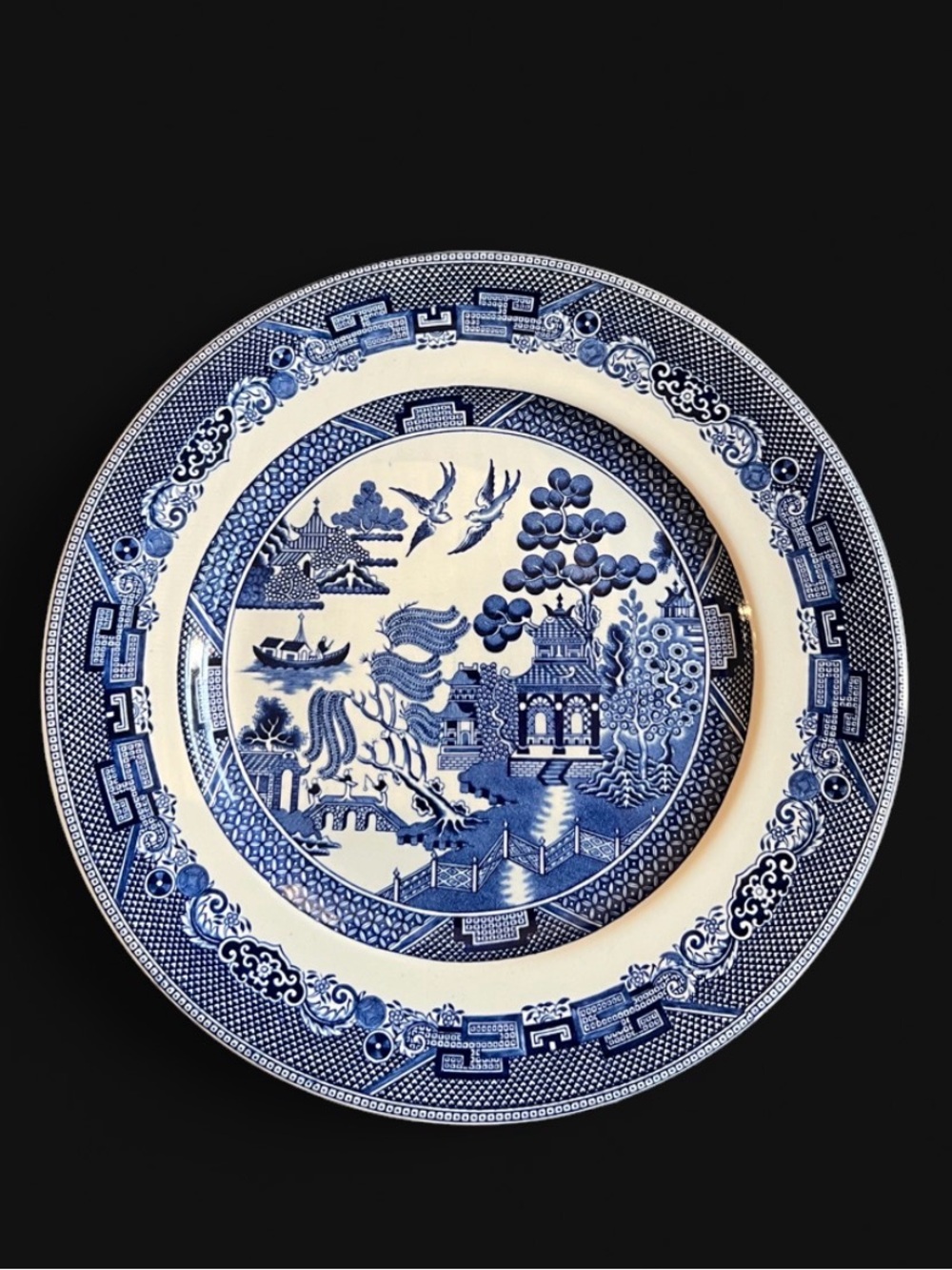 Vintage Johnson Brothers Blue Willow Dinner Plate 10" Iornstone England